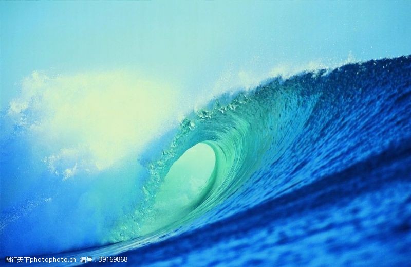 蓝色波涛大海的海浪图片