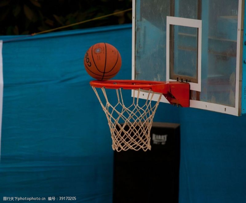 篮球框篮球板图片