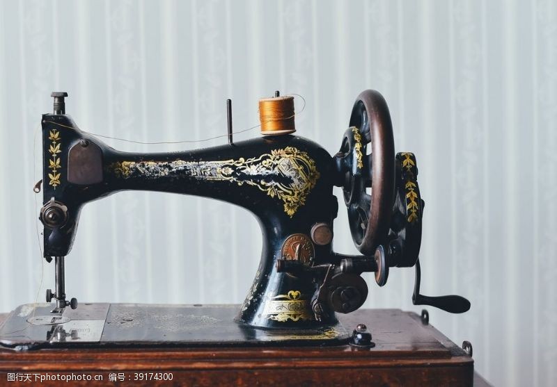 刀线老式缝纫机图片