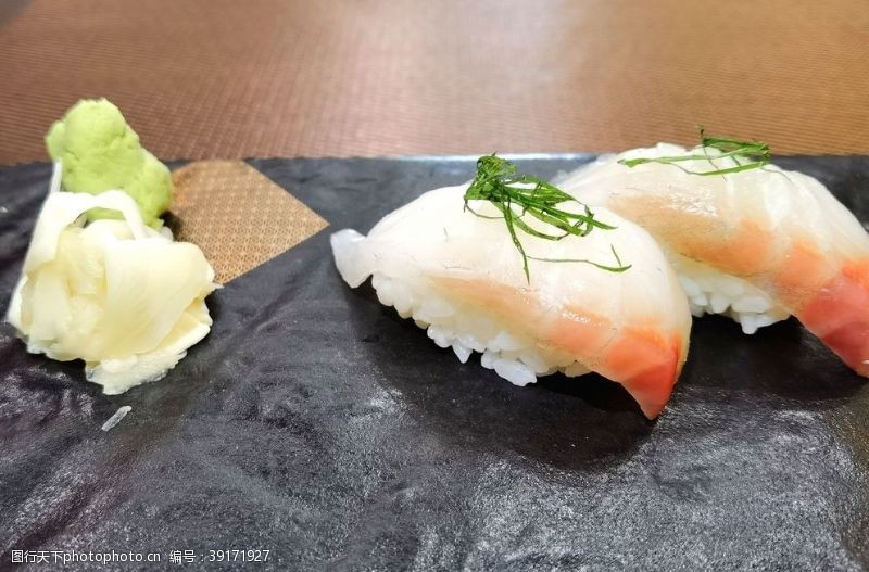 日本韩国料理寿司图片