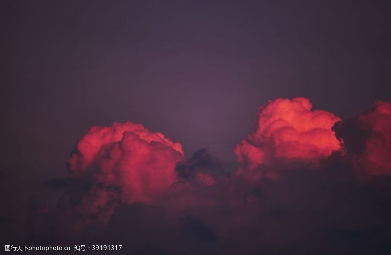 阴雨天天空云层图片