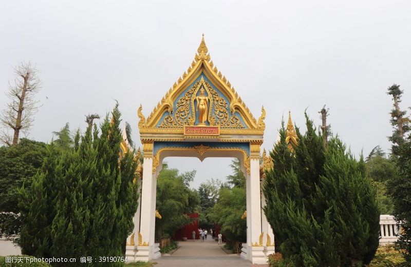 洛阳白马寺泰国风格佛殿主出入口图片