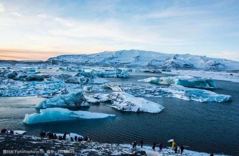 冬天冰川风景图片