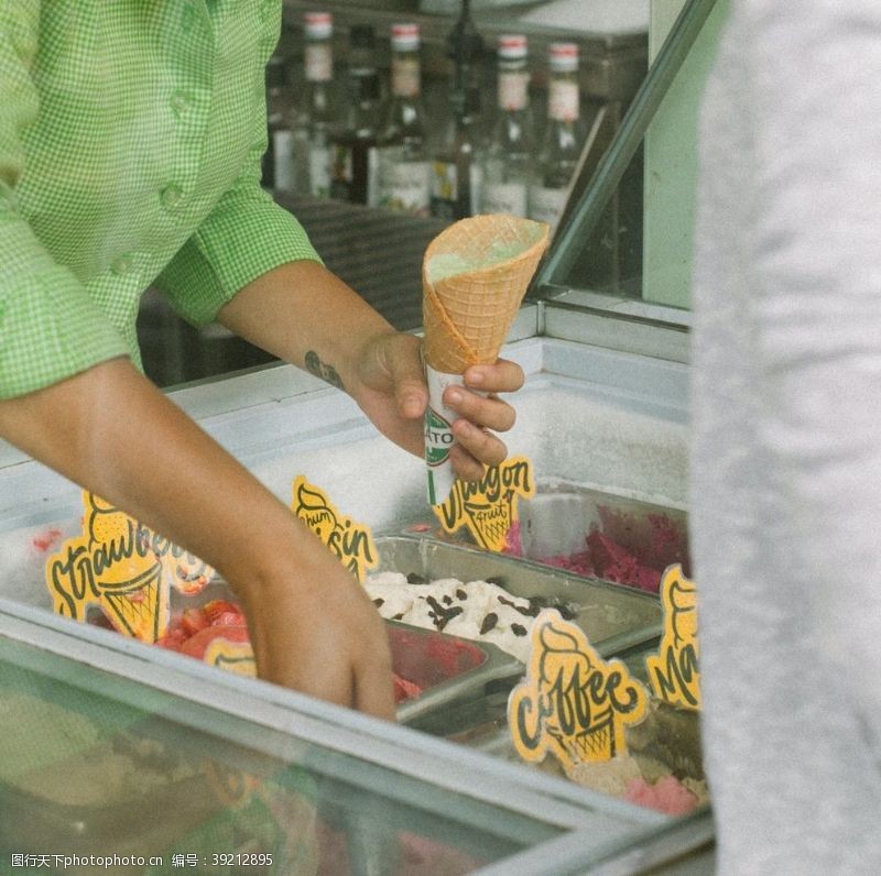 西瓜冰棒冰淇淋美食图片