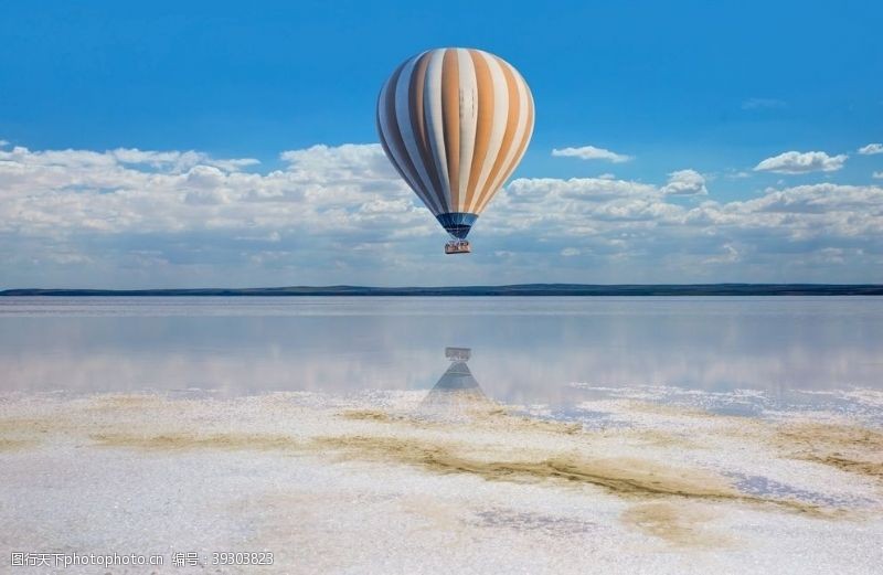 科幻数码海边热气球图片