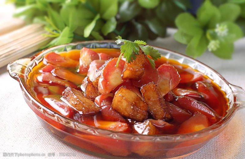 饮食文化红萝卜烧肉图片