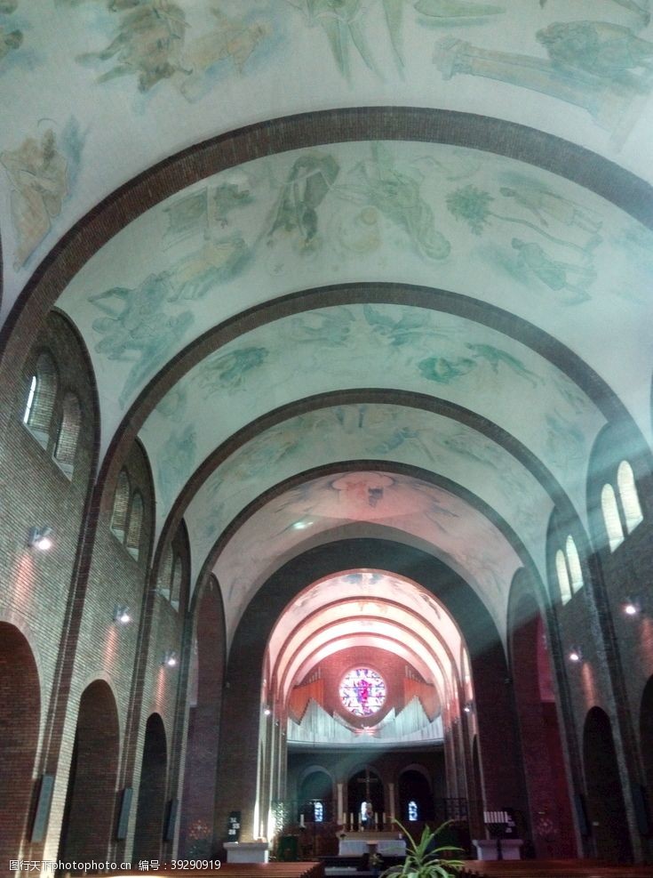 鲁汶教堂穹顶图片
