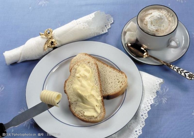 自助早餐奶油与面包图片