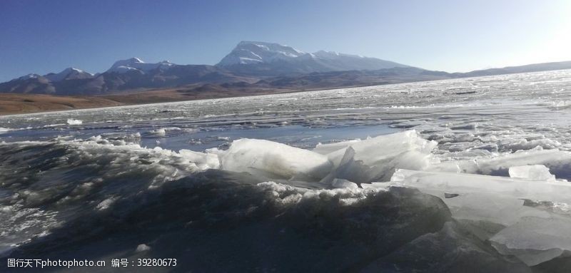 冬日湖冰雪山冰川湖泊风景图片