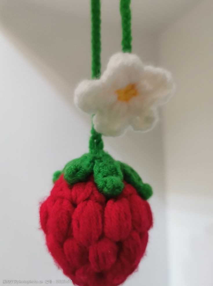 草莓包装手工编织草莓图片
