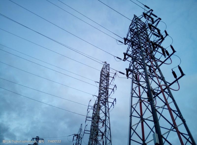 高压线塔电网铁塔图片