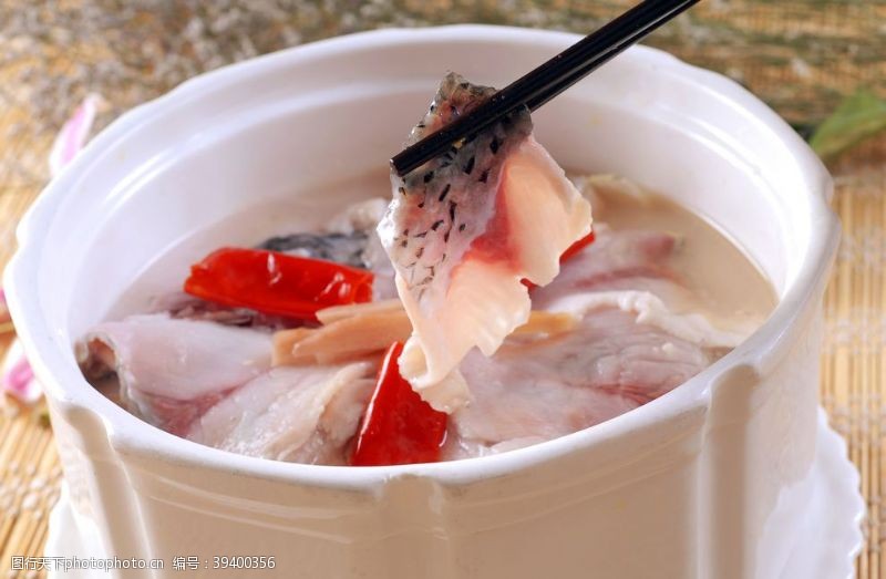 时尚菜单澜峰酸菜鱼图片