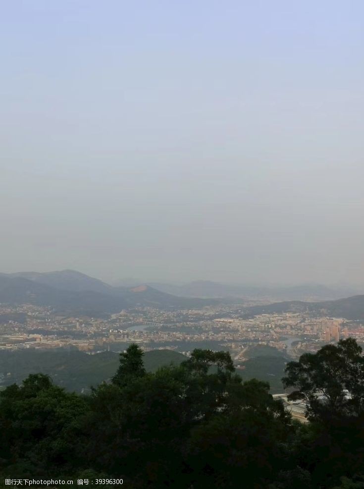 户外登山天空的风景图片