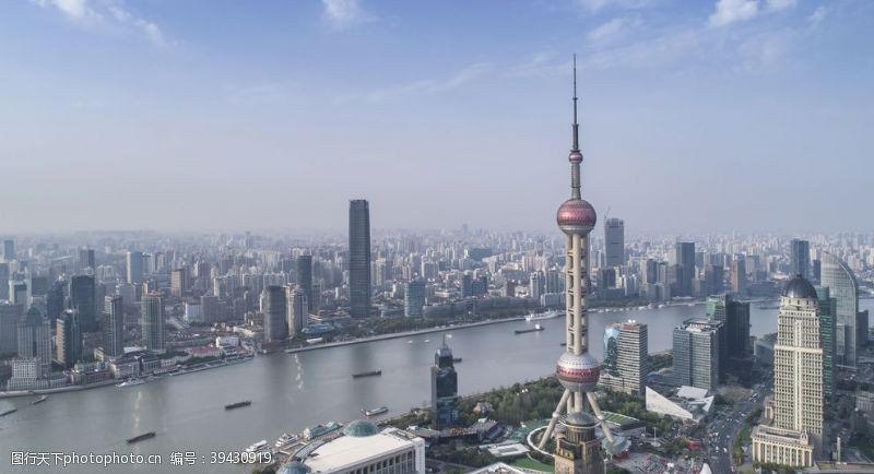 上海地标明亮大气东方明珠黄浦江航拍图片