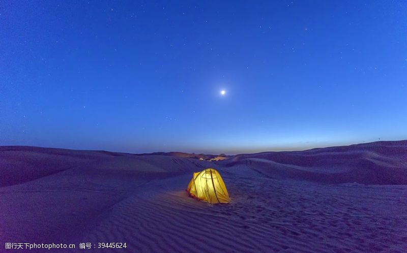沙漠帐篷图片