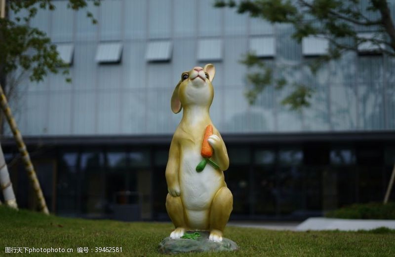 花草模型卡通兔子雕塑摆件模型图片