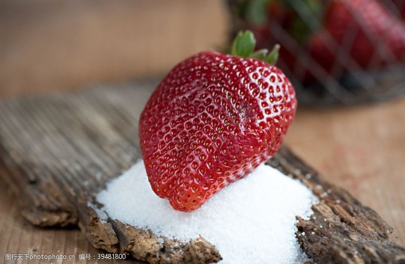 糖水店草莓图片