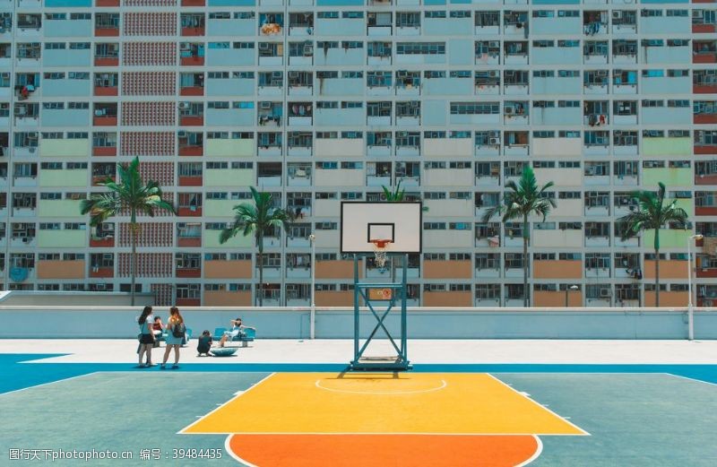 现代小筑篮球场图片