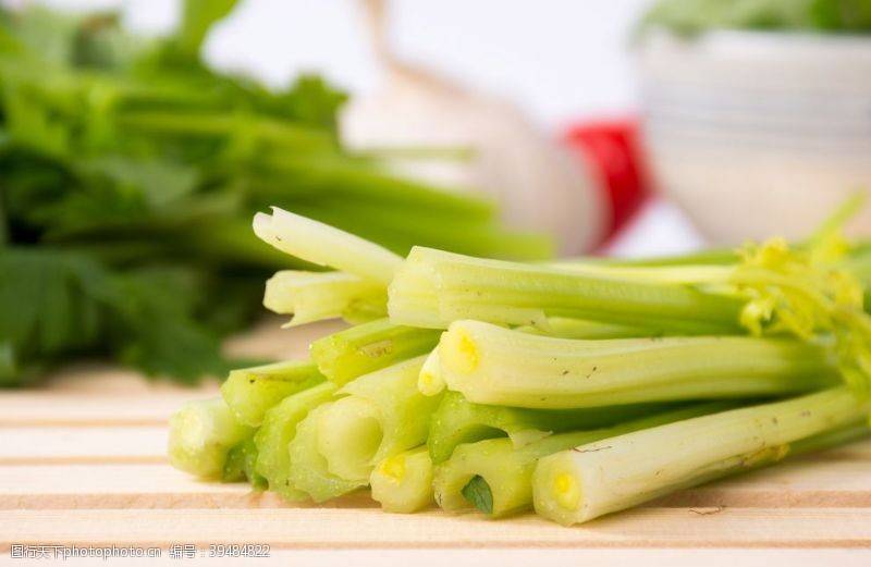 绿色粽叶芹菜图片