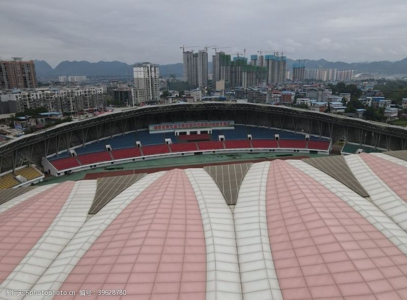 奥运会建筑城市上空图片