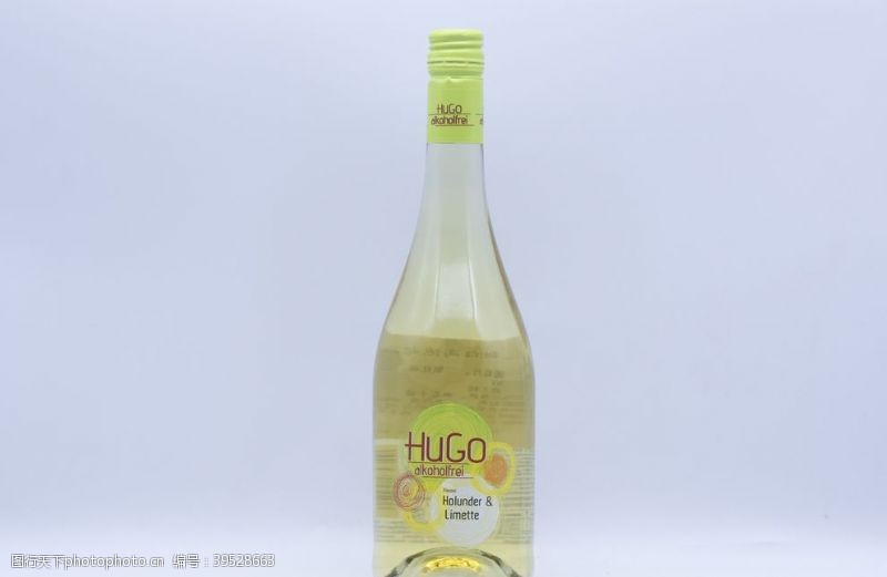 白酒瓶HUGO酒图片