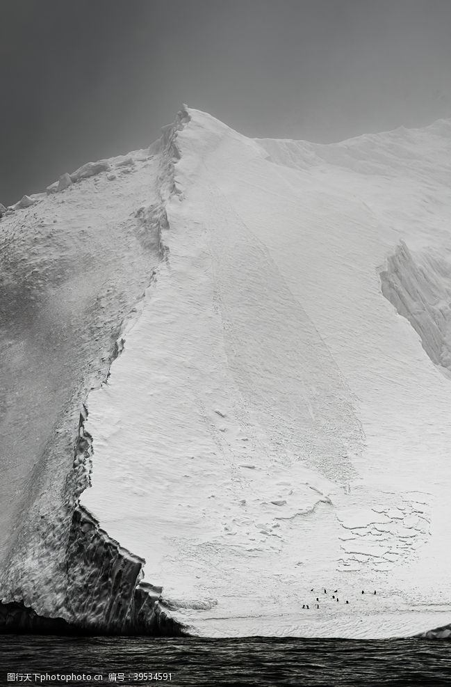 石墙雪山质感纹理白色背景图片