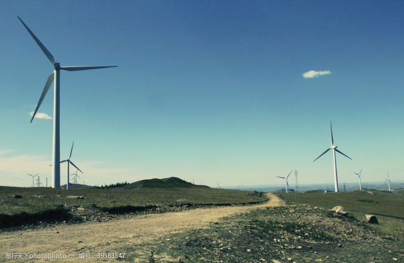 工业设备风力风车发电图片
