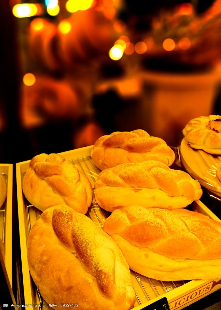 蛋糕折页面包点心面包烘培面包制作图片