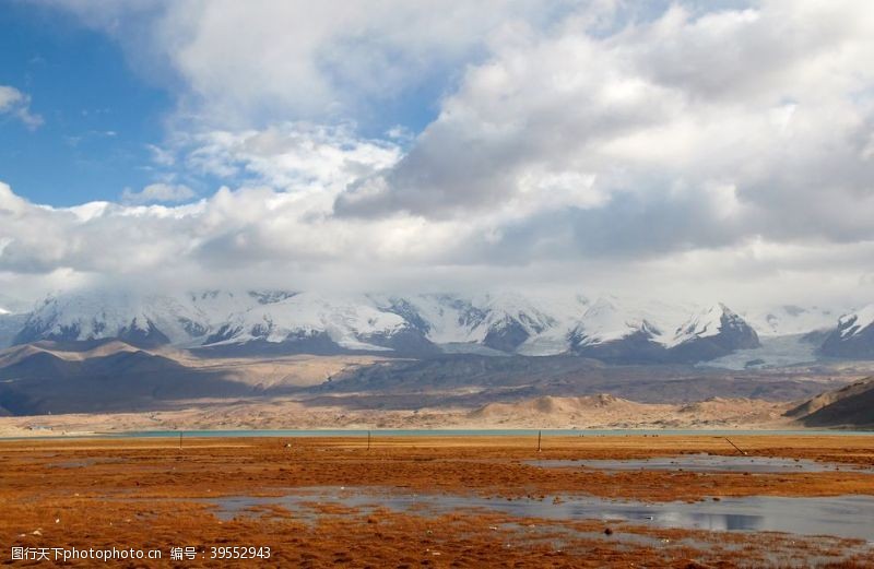 内马尔新疆雪山图片