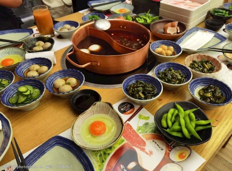 牛肉寿喜锅野菜村图片