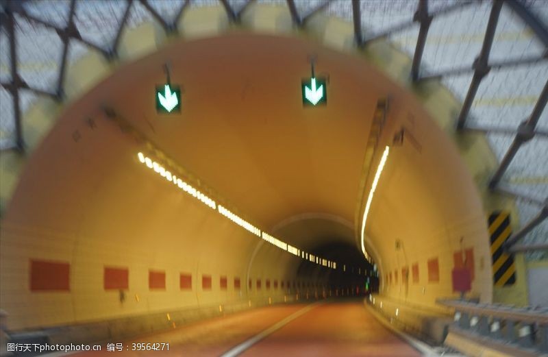 速度隧道光影图片