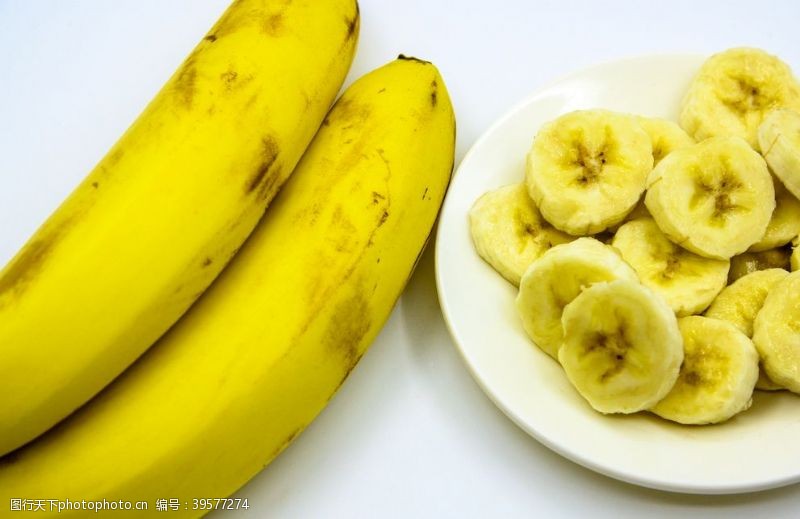 清新果盘香蕉图片