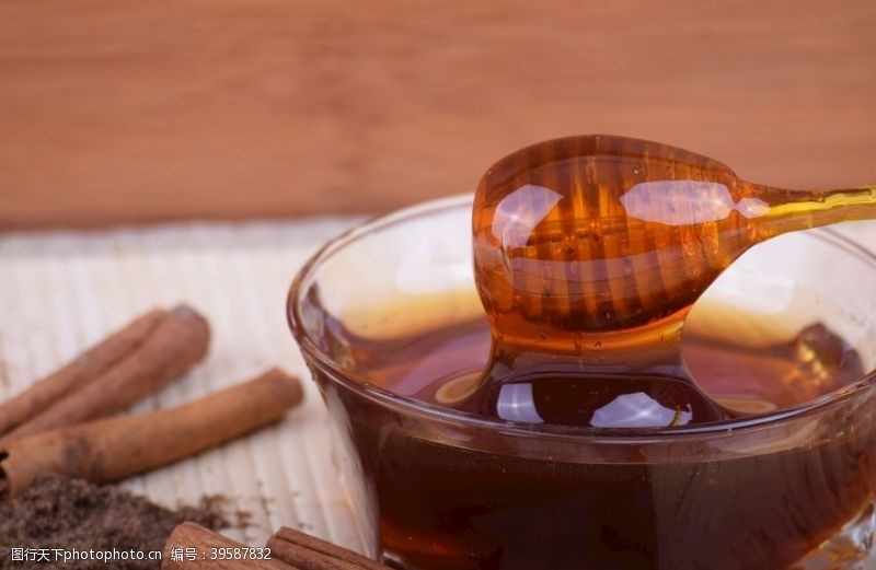 中华美食香甜营养的蜂蜜图片
