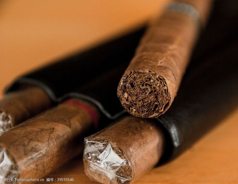 加勒比海报雪茄图片