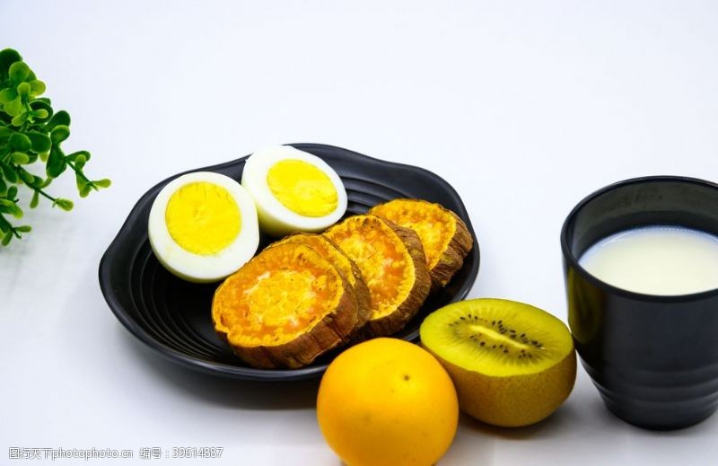 熟鸡蛋早餐图片