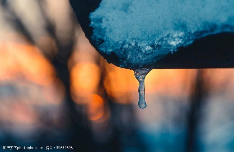 温度滴水水冷冻结的冰宏图片