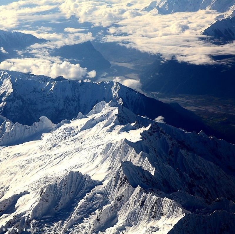 瑞士雪山图片