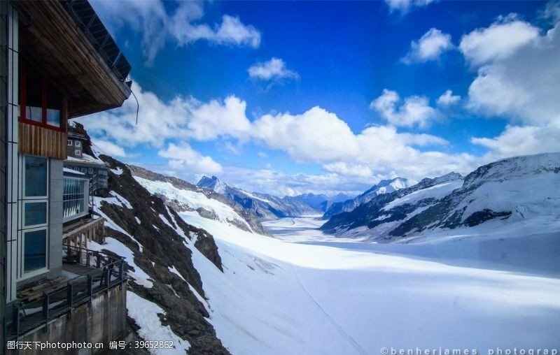 瑞士雪山图片