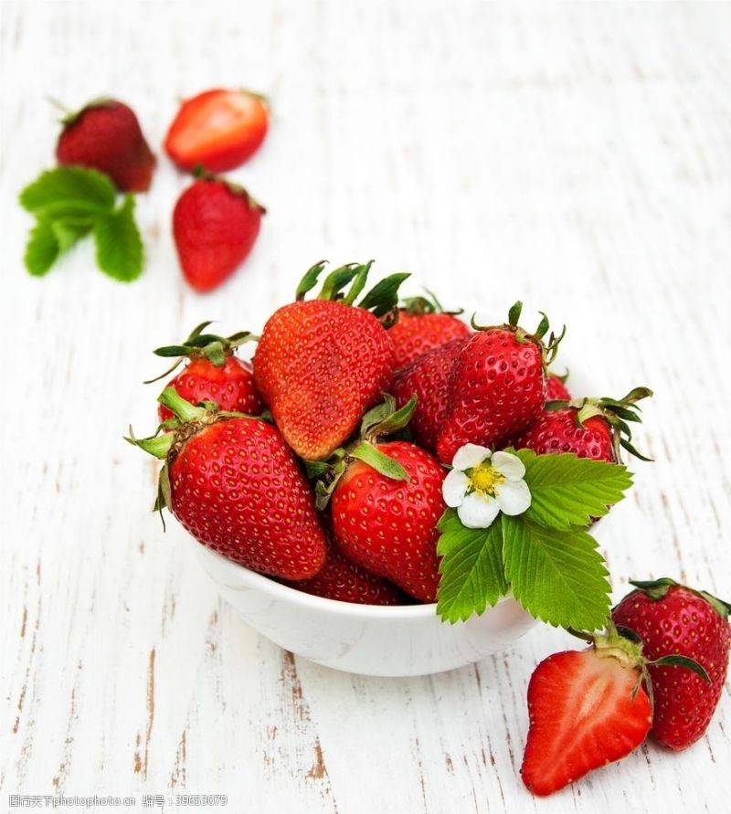 解渴草莓图片