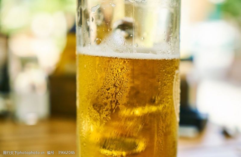 节日酒水啤酒图片