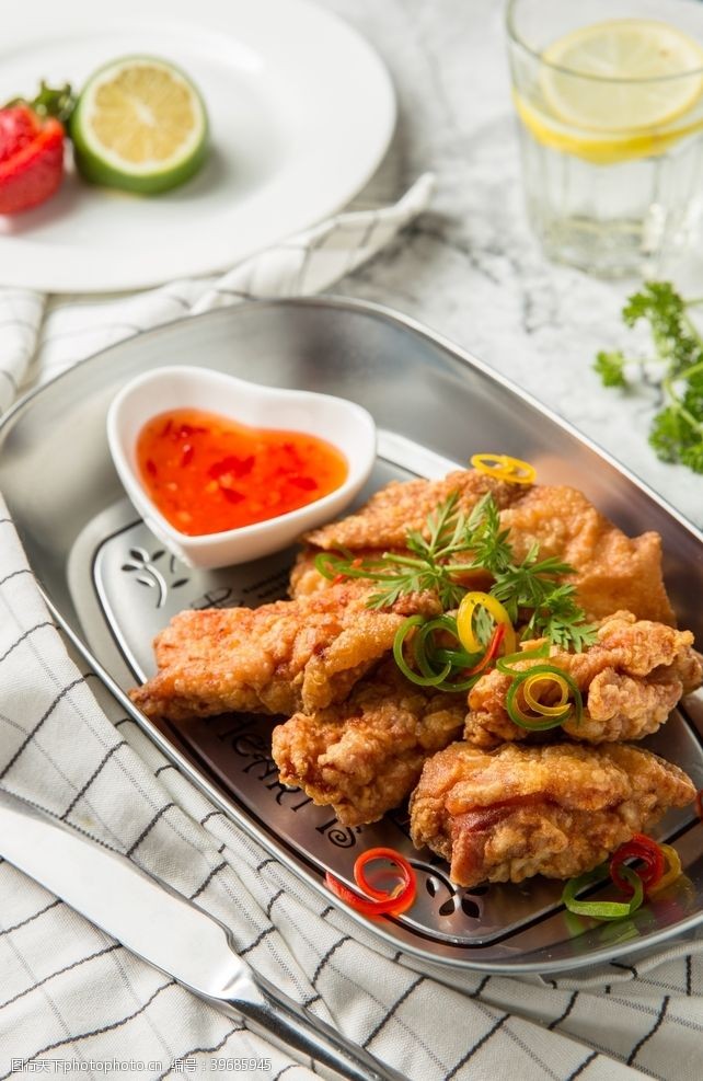 韩国菜宣传单韩式炸鸡图片