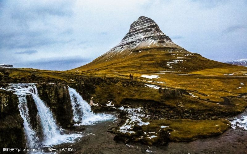 小岛冰岛瀑布图片