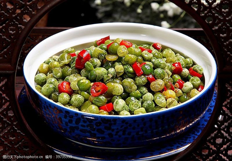 川菜湘菜椒香青豌豆图片