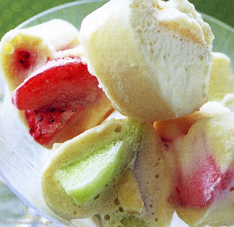 果味冰淇淋豫菜水果酸奶香草冰淇淋图片