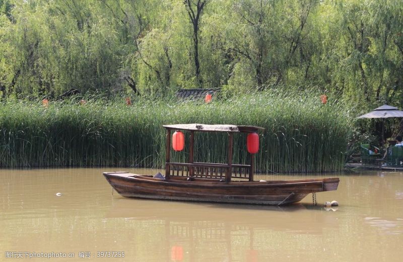小舟船小周湖中央水景图片
