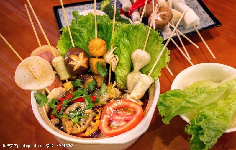 鲜蘑菇火锅配菜图片