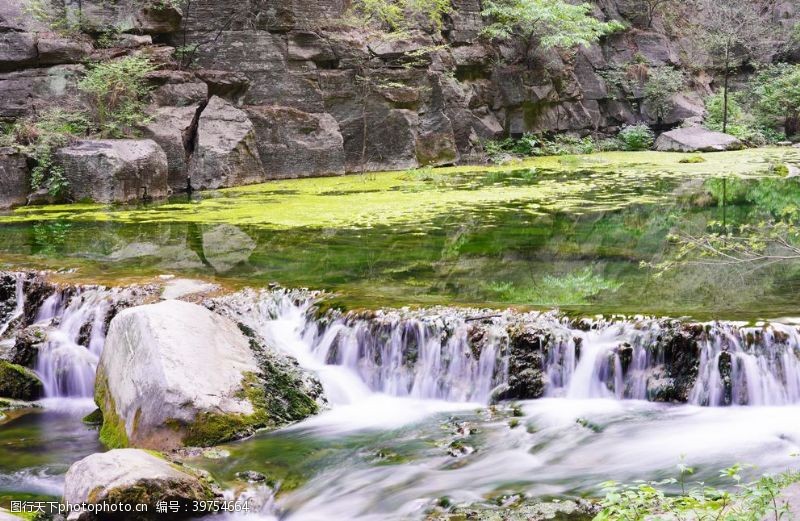 绿色运动八泉峡叠叠瀑布大图图片