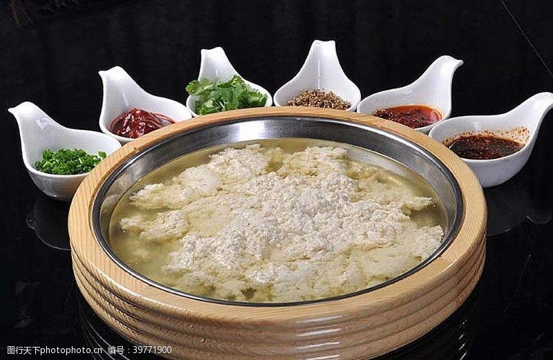 南北热菜泉水豆腐图片