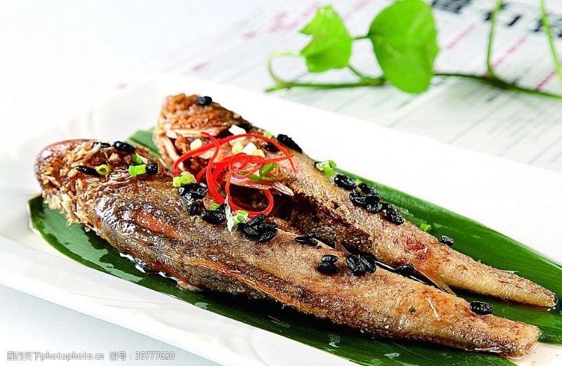 新鲜浙菜豉油锔黄鱼图片