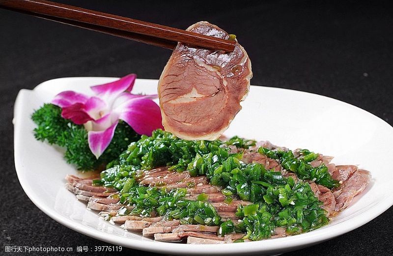 台湾美食淮扬菜台湾香卤肉图片